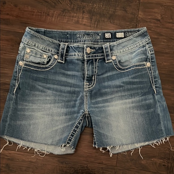 Miss Me Denim Shorts sz 28  with Distressed Details. - Picture 1 of 5
